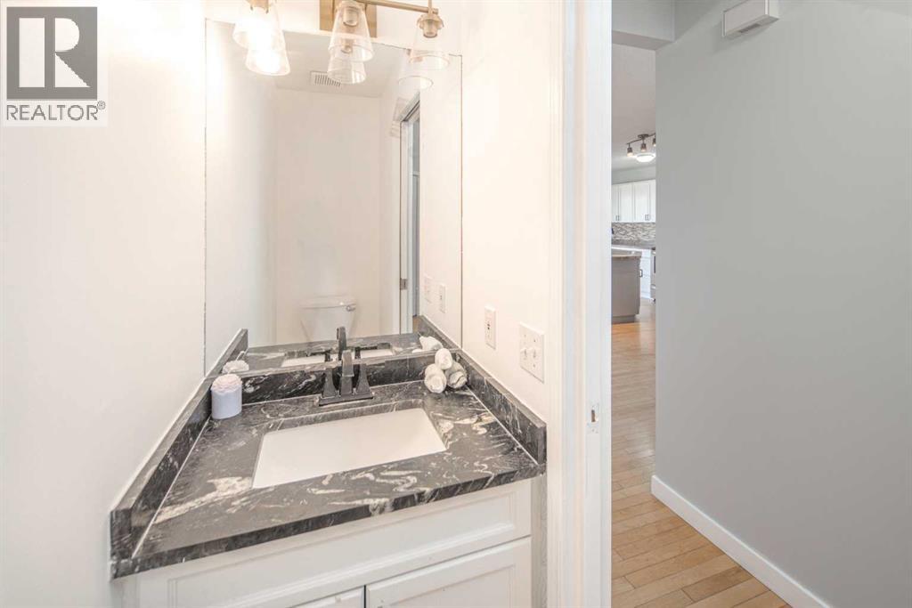 10 Somerset Court Sw, Calgary, Alberta  T2Y 3H4 - Photo 16 - A2300388