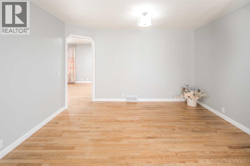 10 Somerset Court Sw, Calgary, Alberta  T2Y 3H4 - Photo 15 - A2300388