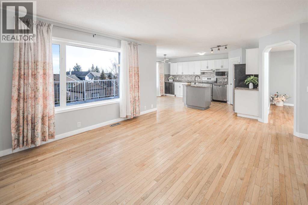 10 Somerset Court Sw, Calgary, Alberta  T2Y 3H4 - Photo 8 - A2300388