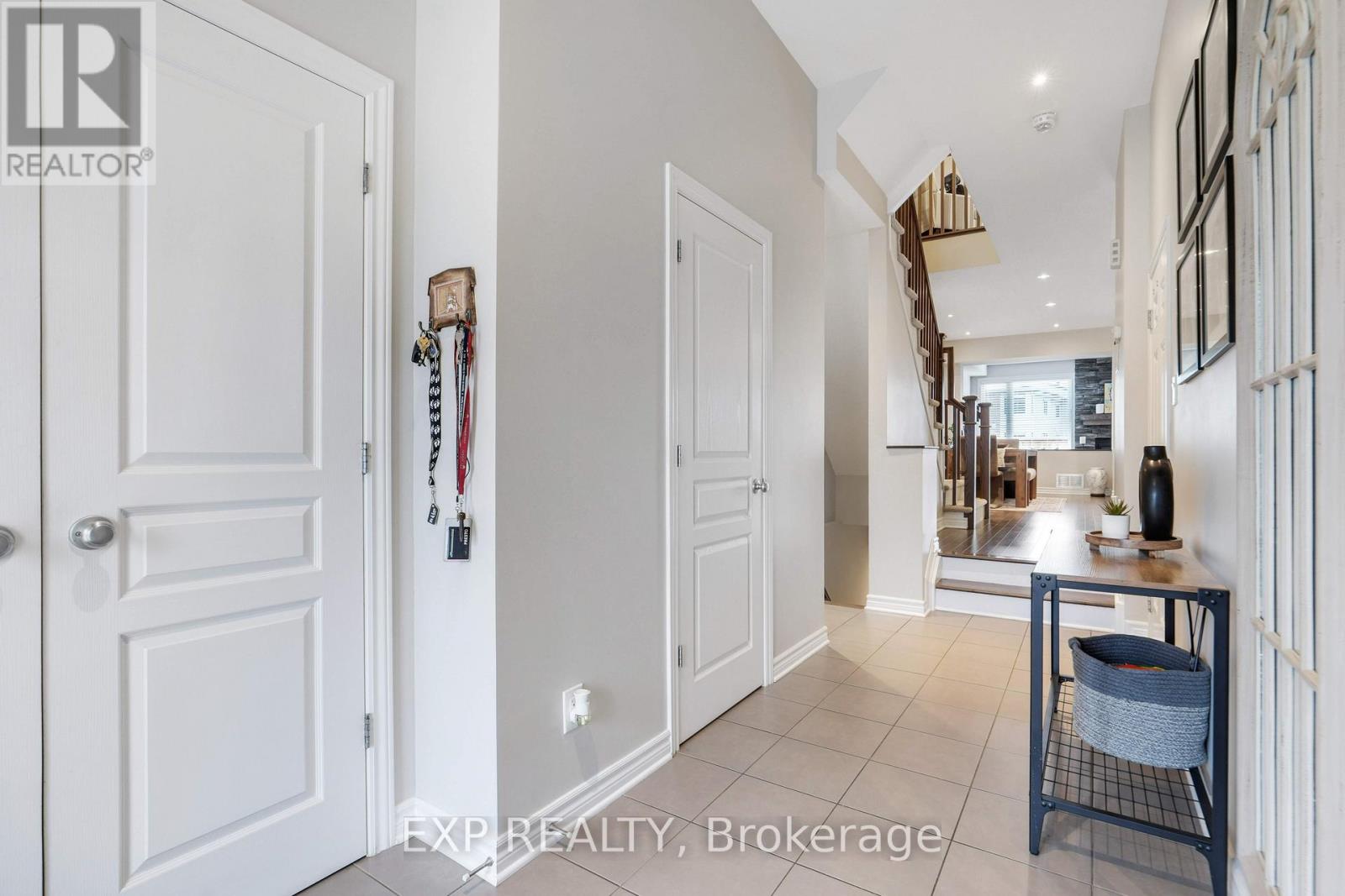 529 Stargazer Crescent, Ottawa, Ontario  K4M 0H2 - Photo 3 - X13017838