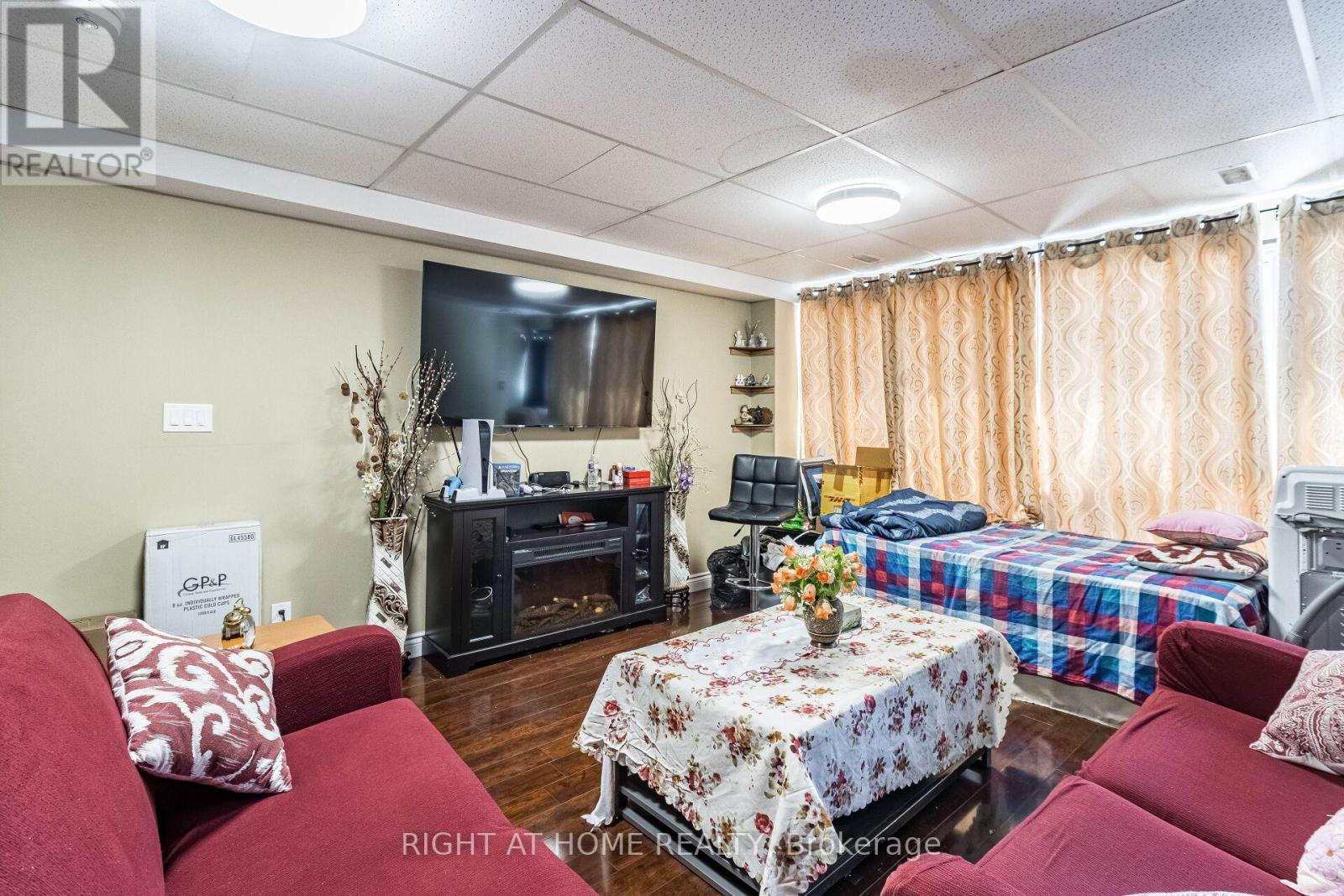 5951 Clark Avenue, Niagara Falls, Ontario  L2G 3W3 - Photo 19 - X13002960