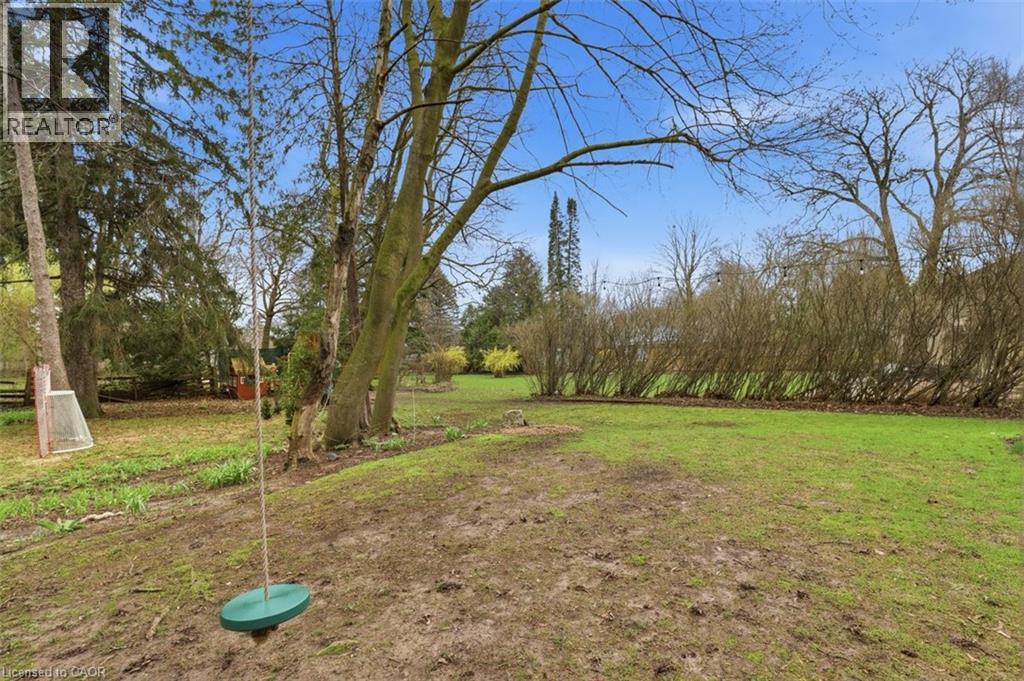 115 Roslin Avenue S, Waterloo, Ontario  N2L 2H3 - Photo 32 - 40800754