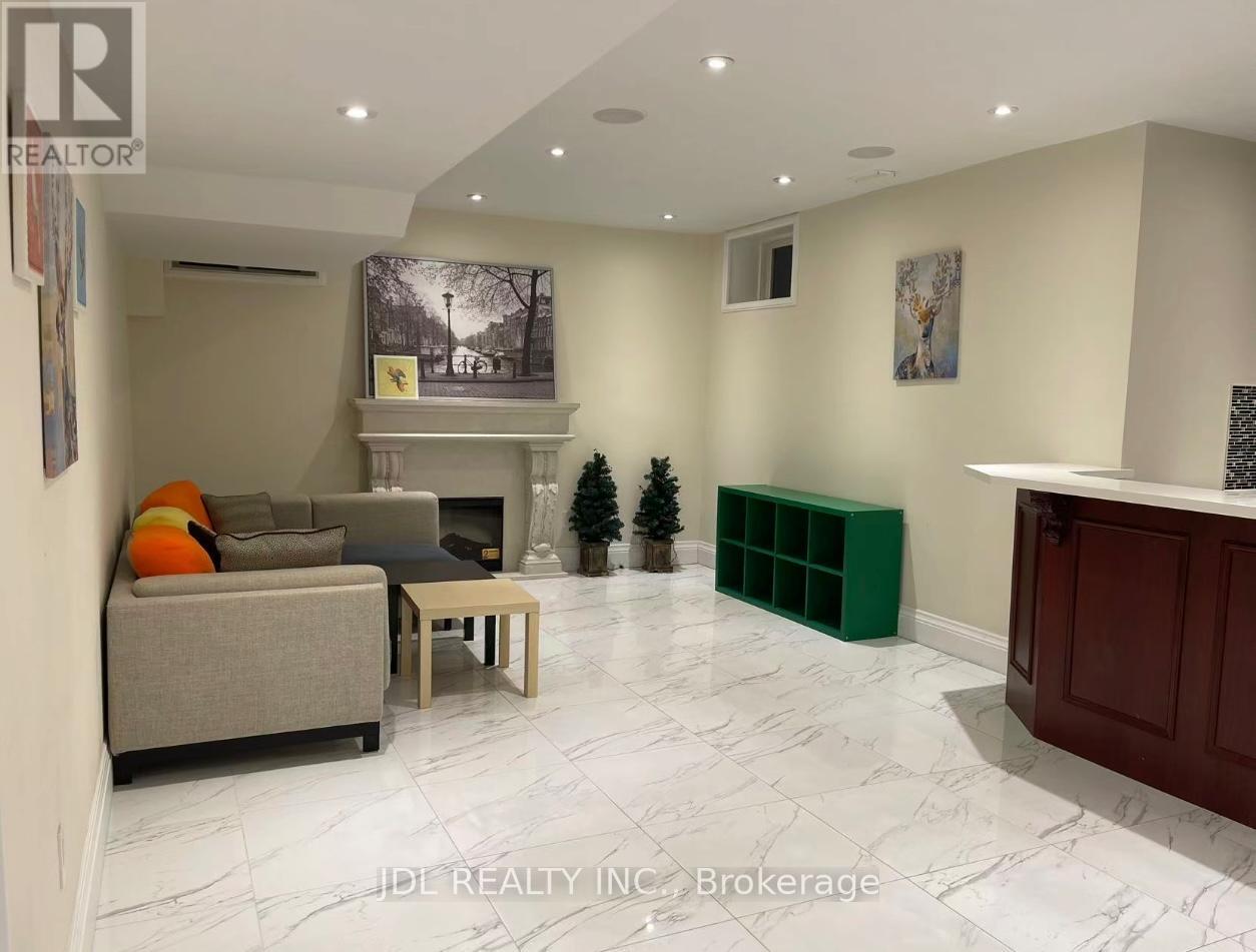 Basement - 64 Churchill Ave Avenue, Toronto, Ontario  M2N 1Y9 - Photo 2 - C13017828