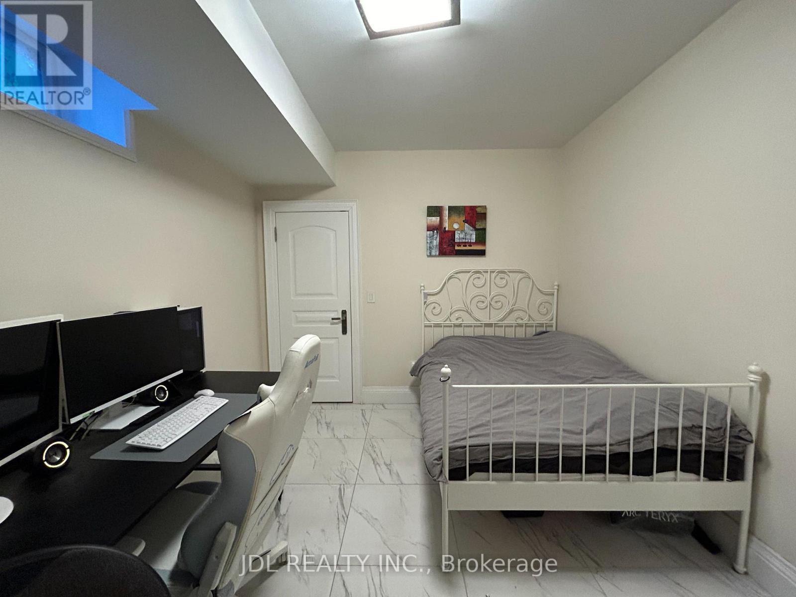 Basement - 64 Churchill Ave Avenue, Toronto, Ontario  M2N 1Y9 - Photo 8 - C13017828