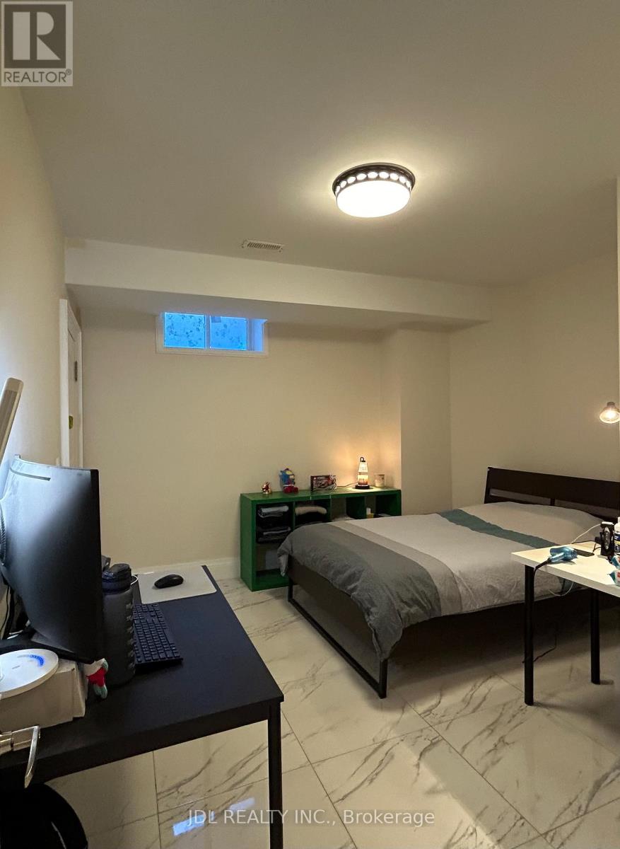 Basement - 64 Churchill Ave Avenue, Toronto, Ontario  M2N 1Y9 - Photo 9 - C13017828