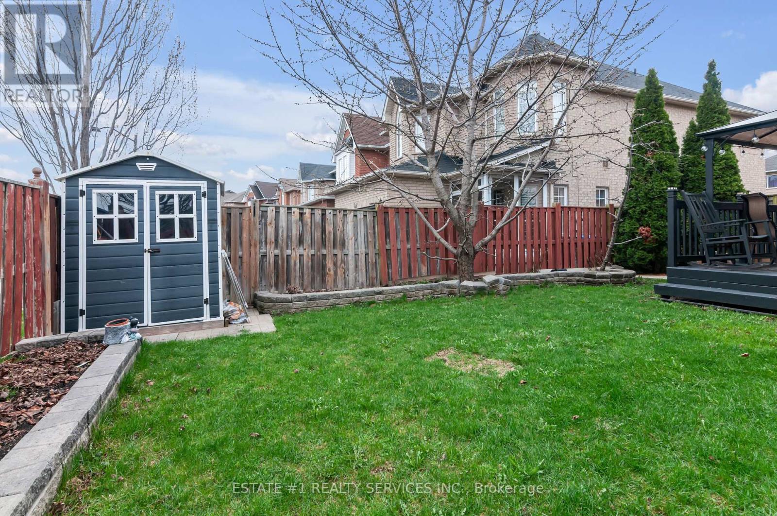 7448 Village Walk, Mississauga, Ontario  L5W 2V7 - Photo 21 - W12999574