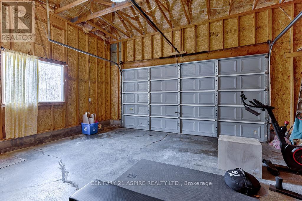 32 Bayshore Drive, Petawawa, Ontario  K8H 3R7 - Photo 40 - X12978944