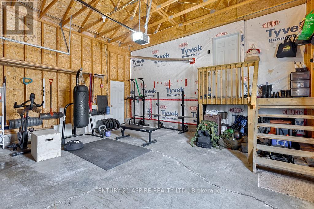 32 Bayshore Drive, Petawawa, Ontario  K8H 3R7 - Photo 39 - X12978944