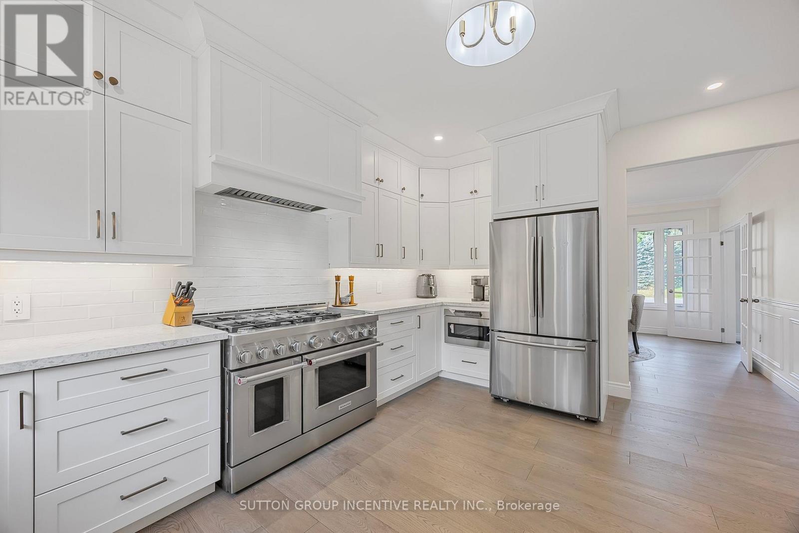 38 Lilac Lane, Springwater, Ontario  L9S 2B5 - Photo 13 - S13017826