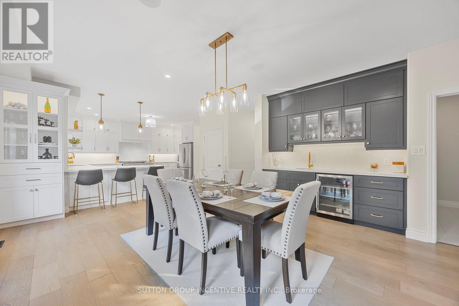 38 Lilac Lane, Springwater, Ontario  L9S 2B5 - Photo 20 - S13017826