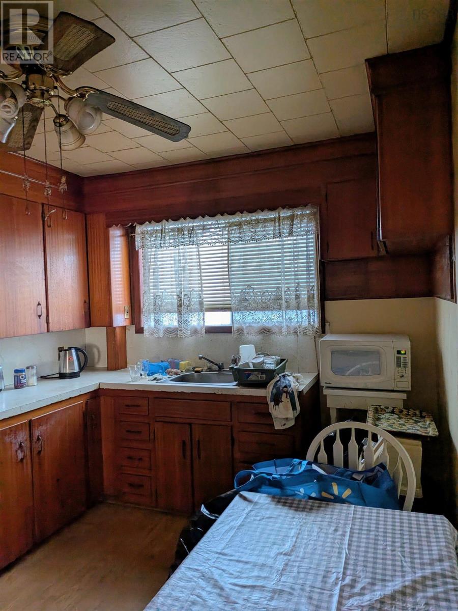 5655 Macara Street N, Halifax, Nova Scotia  B3K 1W3 - Photo 11 - 202607170