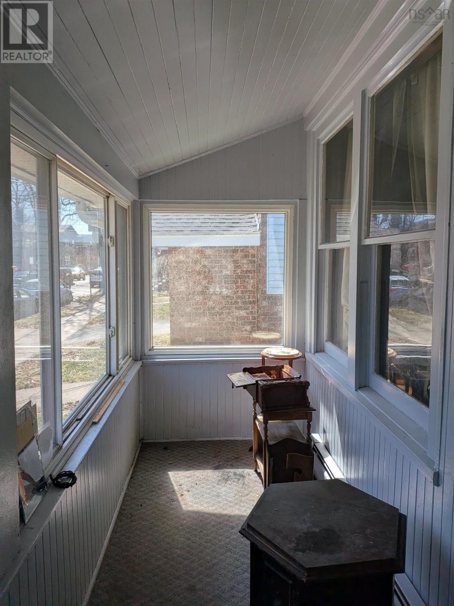 5655 Macara Street N, Halifax, Nova Scotia  B3K 1W3 - Photo 5 - 202607170