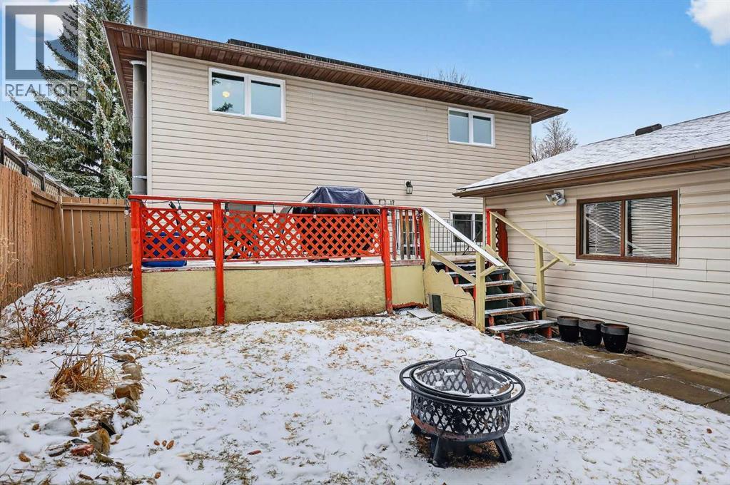 584 Woodhill Place Sw, Calgary, Alberta  T2W 3L5 - Photo 42 - A2298867