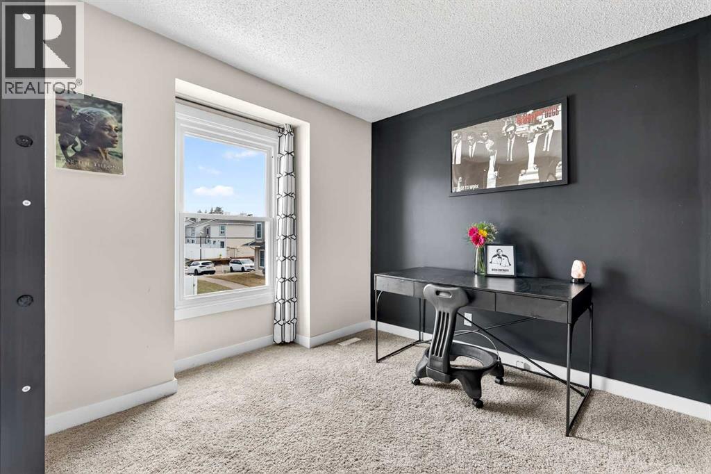 230 Deerpoint Lane Se, Calgary, Alberta  T2J 6M7 - Photo 19 - A2300887