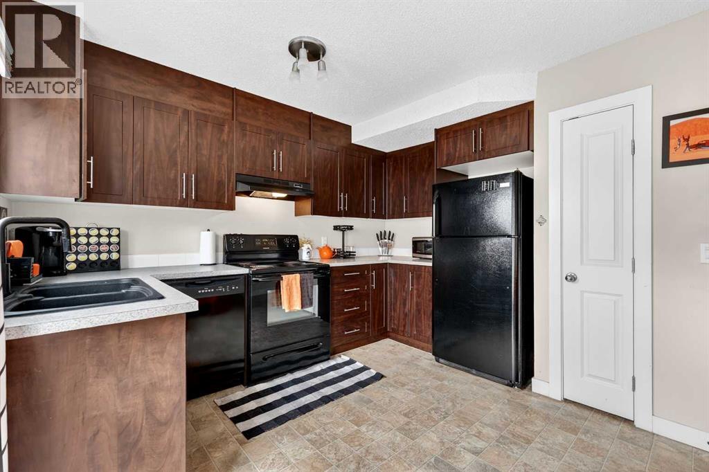 230 Deerpoint Lane Se, Calgary, Alberta  T2J 6M7 - Photo 10 - A2300887