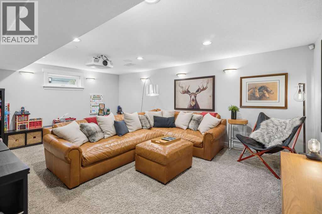 86 Warwick Drive SW, Calgary, Alberta  T3C 2R6 - Photo 19 - A2302230