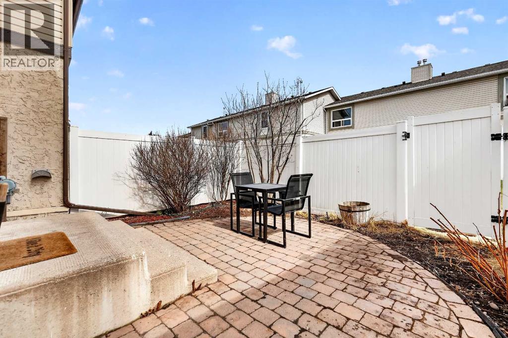 230 Deerpoint Lane Se, Calgary, Alberta  T2J 6M7 - Photo 23 - A2300887