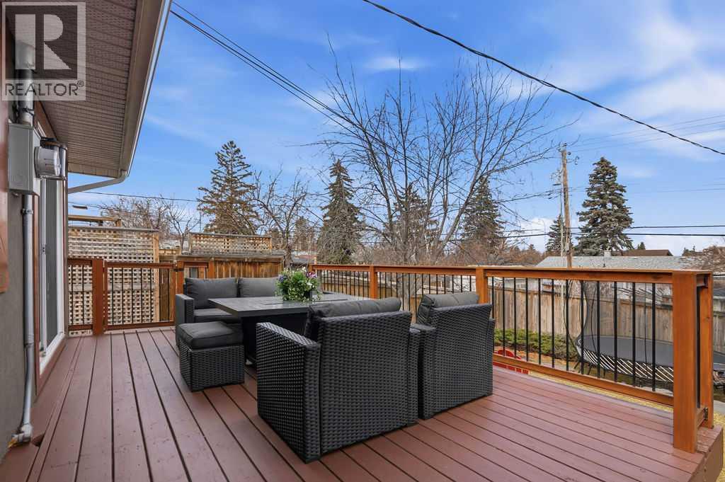 86 Warwick Drive SW, Calgary, Alberta  T3C 2R6 - Photo 33 - A2302230