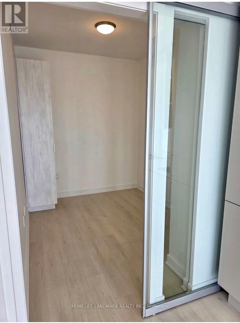 5607 - 3900 Confederation Parkway, Mississauga, Ontario  M5B 0M3 - Photo 14 - W13017830