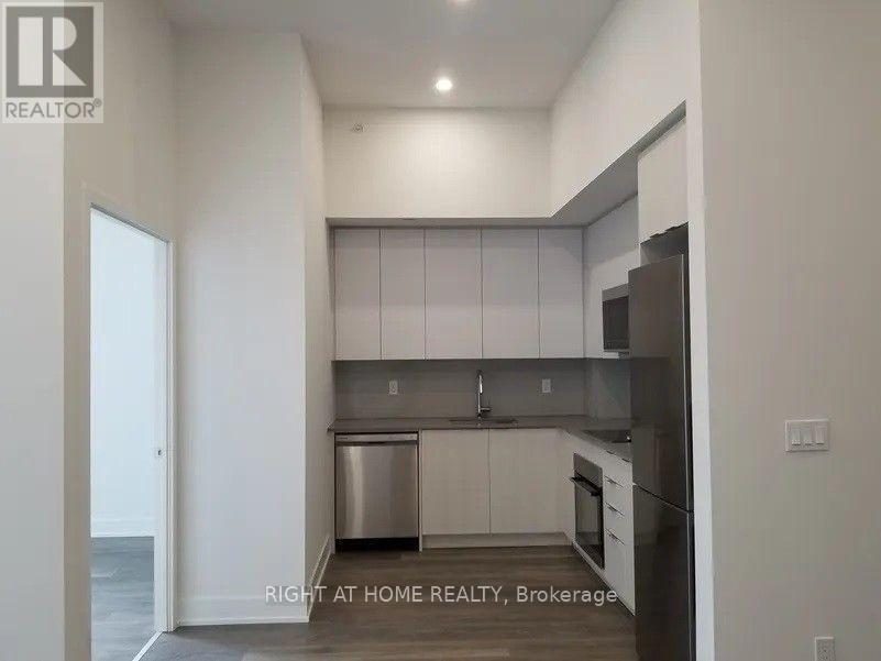 307 - 297 Oak Walk Drive, Oakville, Ontario  L6H 3R6 - Photo 10 - W13017848