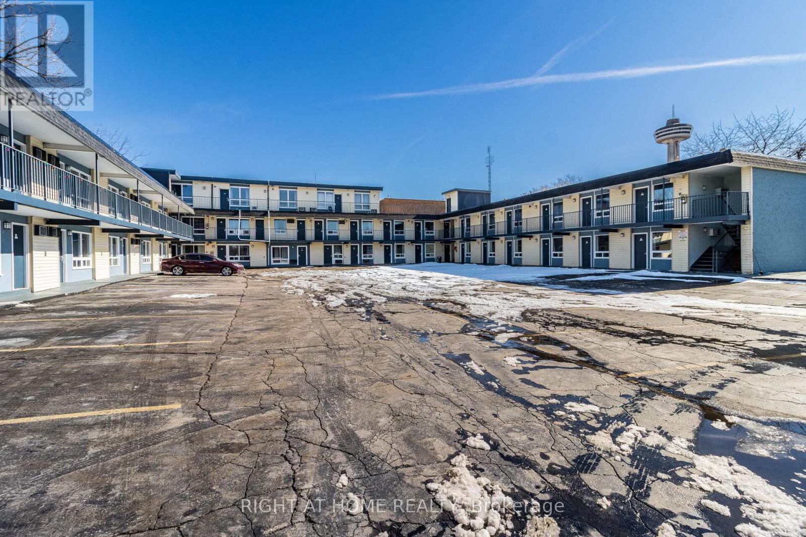 5958 Fallsview Boulevard, Niagara Falls (Clifton Hill), Ontario  L2G 3V5 - Photo 15 - X13003312