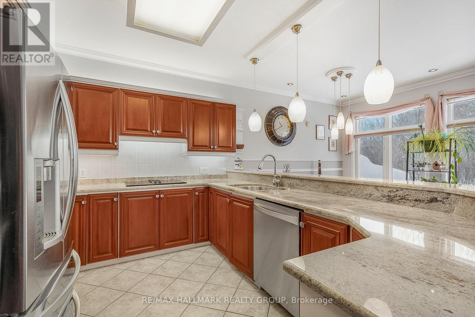 1103 Des Pins Avenue, Clarence-Rockland, Ontario  K4K 1R1 - Photo 17 - X12985620