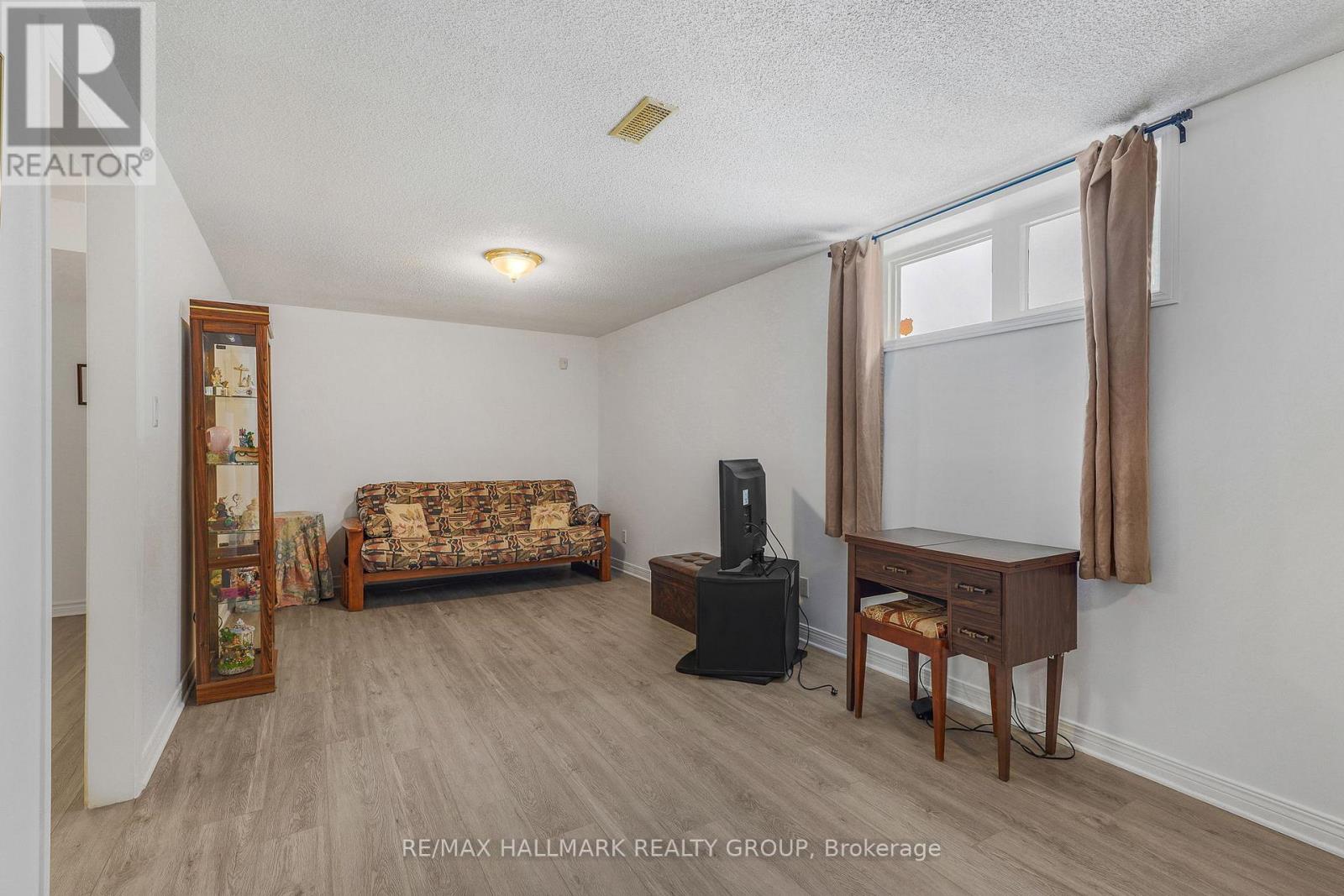 1103 Des Pins Avenue, Clarence-Rockland, Ontario  K4K 1R1 - Photo 30 - X12985620