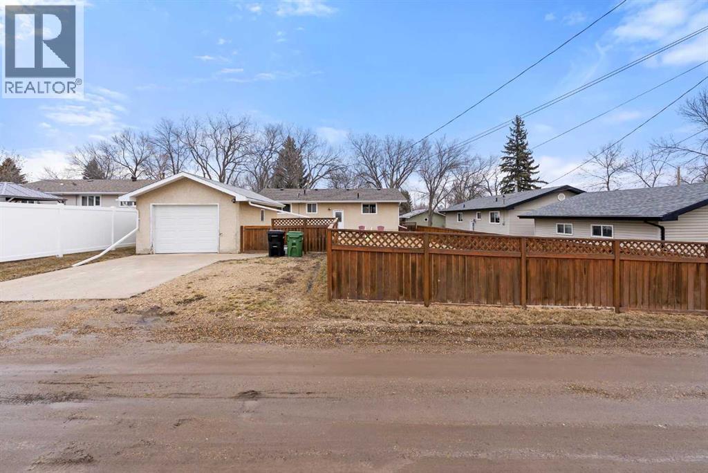 6203 48b Avenue, Camrose, Alberta  T4V 0M2 - Photo 26 - A2302383