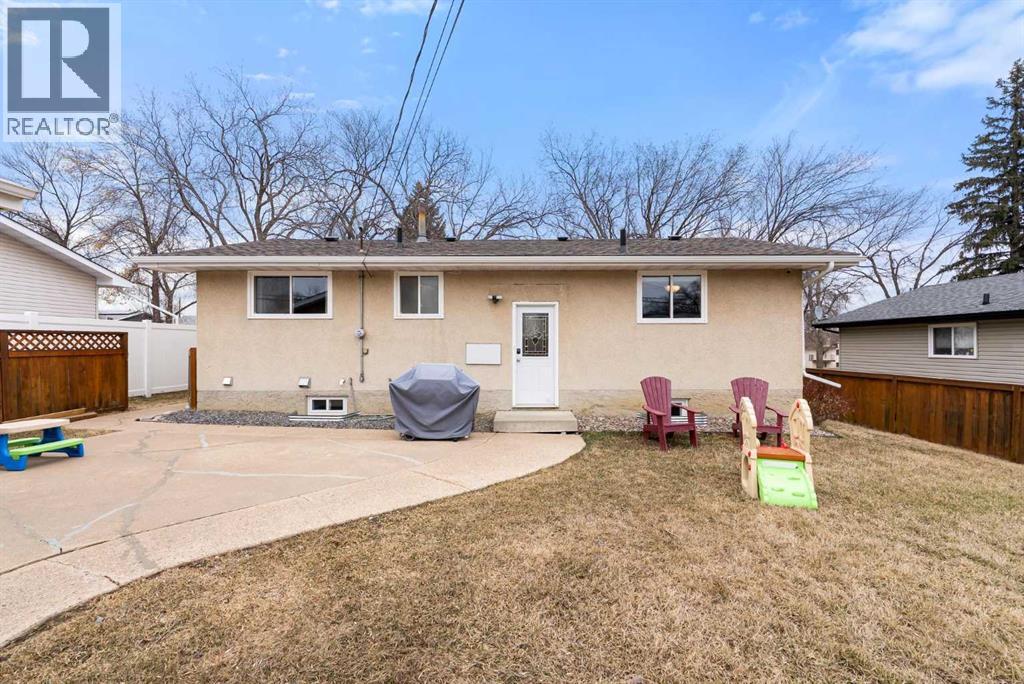 6203 48b Avenue, Camrose, Alberta  T4V 0M2 - Photo 27 - A2302383