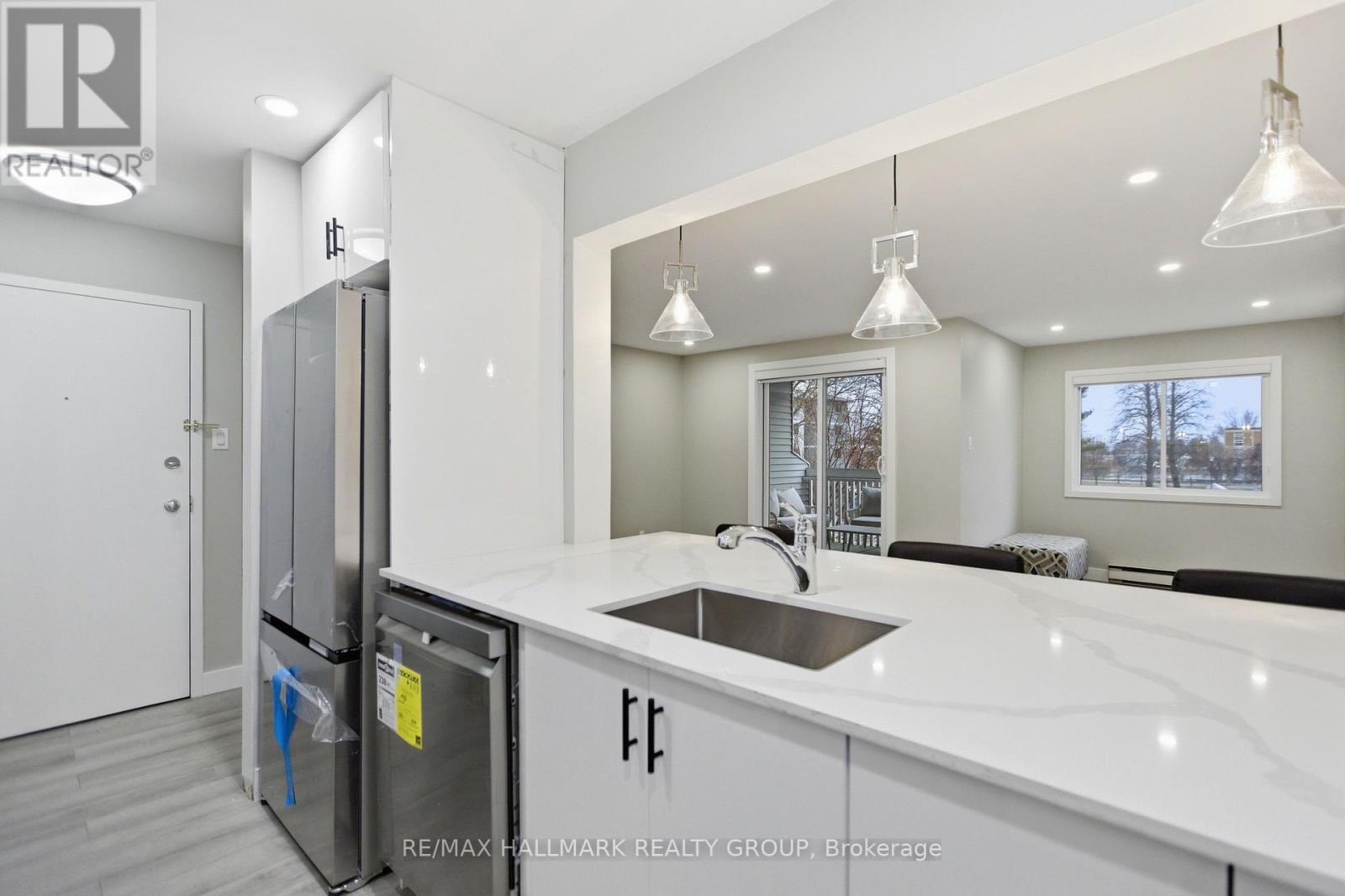 216 - 218 Viewmount Drive, Ottawa, Ontario  K2E 7X5 - Photo 10 - X13017864