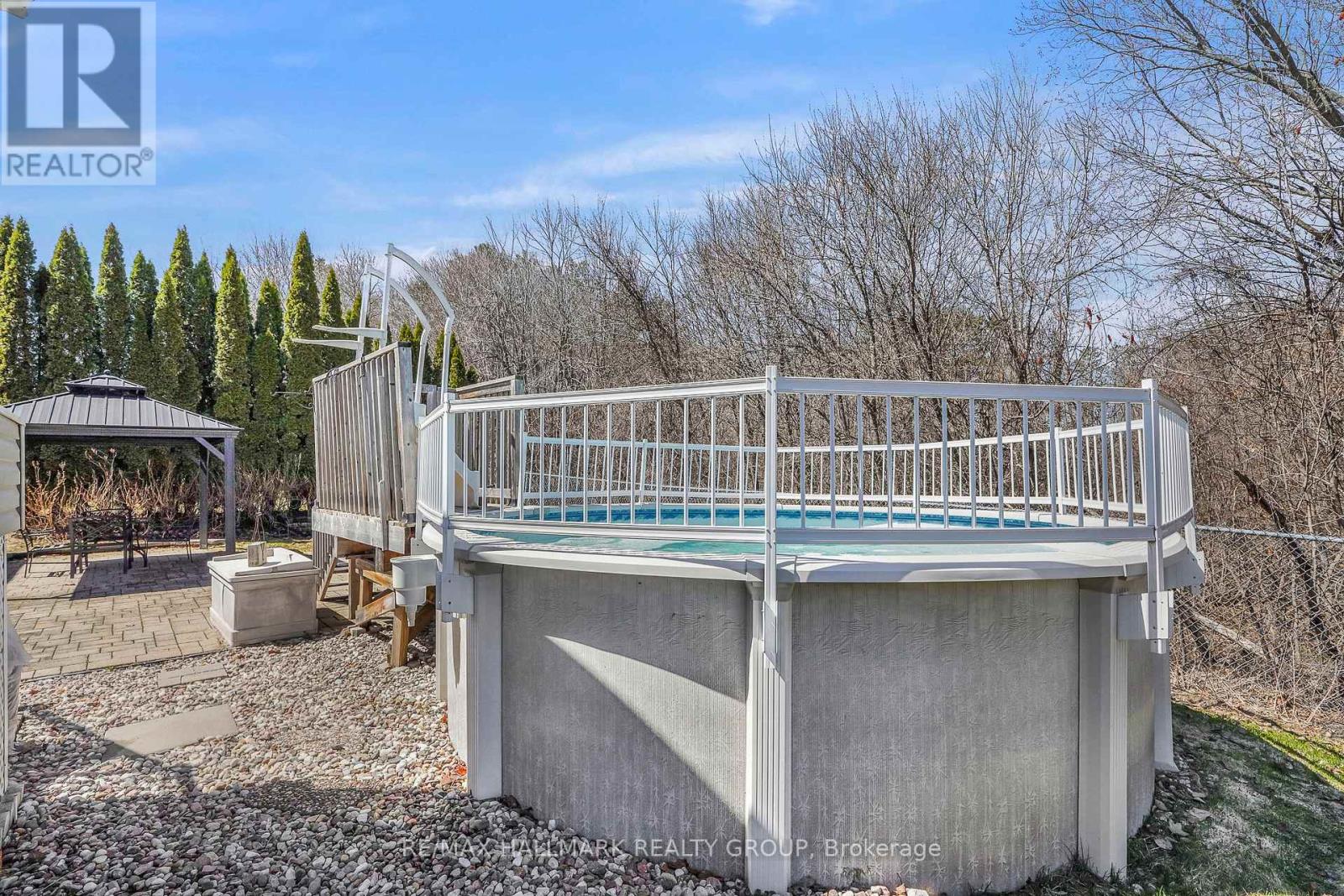 1103 Des Pins Avenue, Clarence-Rockland, Ontario  K4K 1R1 - Photo 42 - X12985620