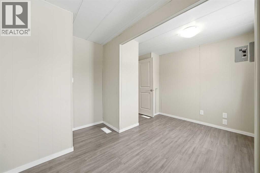 329 1 Street, Irricana, Alberta  T0m 1b0 - Photo 14 - A2293105