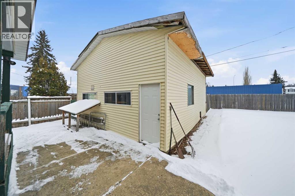 329 1 Street, Irricana, Alberta  T0m 1b0 - Photo 20 - A2293105