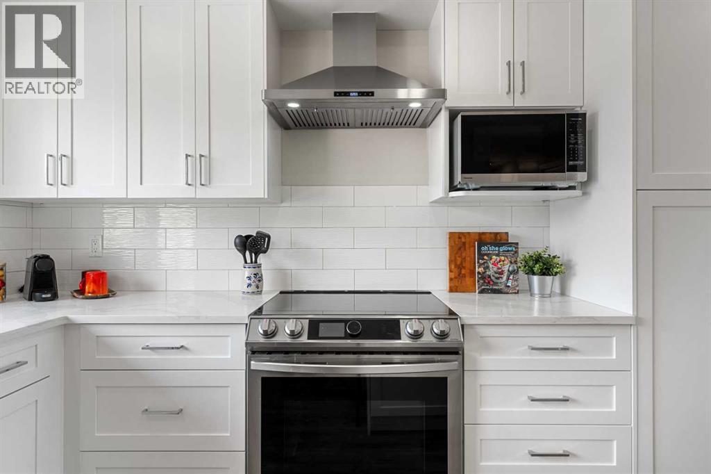 16 Midcrest Rise Se, Calgary, Alberta  T2X 1B7 - Photo 11 - A2294731