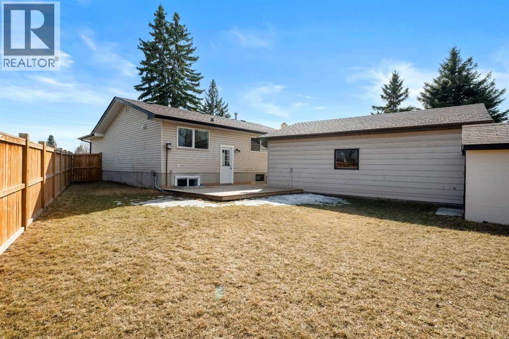 16 Midcrest Rise Se, Calgary, Alberta  T2X 1B7 - Photo 32 - A2294731