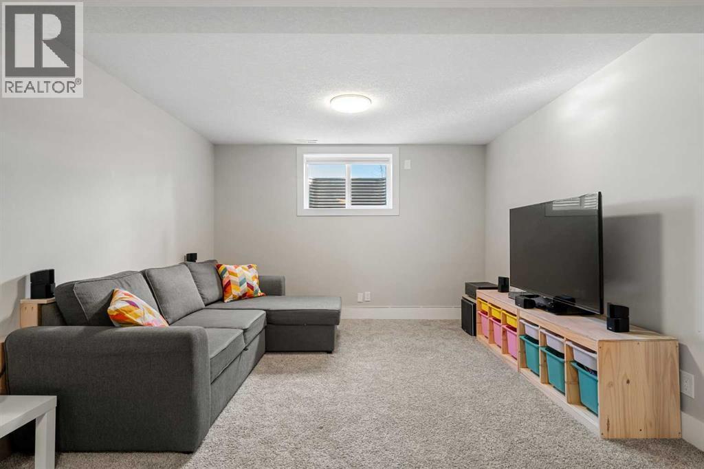 16 Midcrest Rise Se, Calgary, Alberta  T2X 1B7 - Photo 25 - A2294731