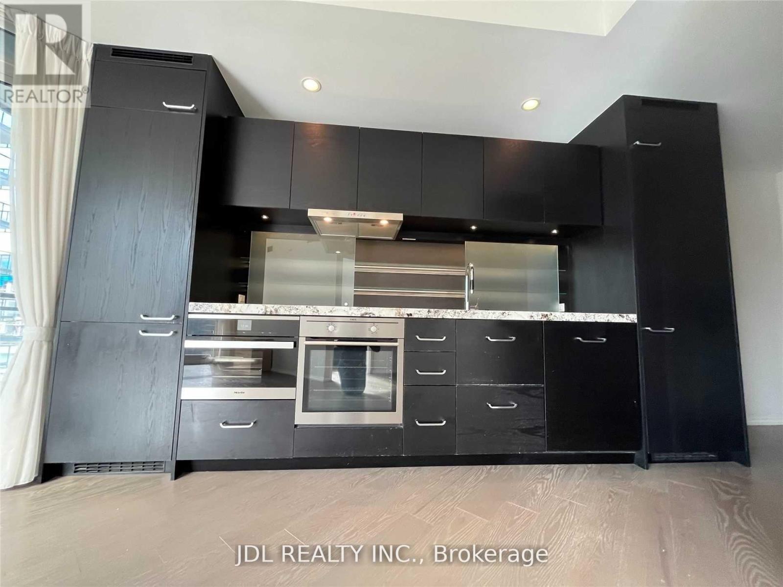 1702 - 45 Charles Street E, Toronto, Ontario  M4Y 0B8 - Photo 3 - C13017866