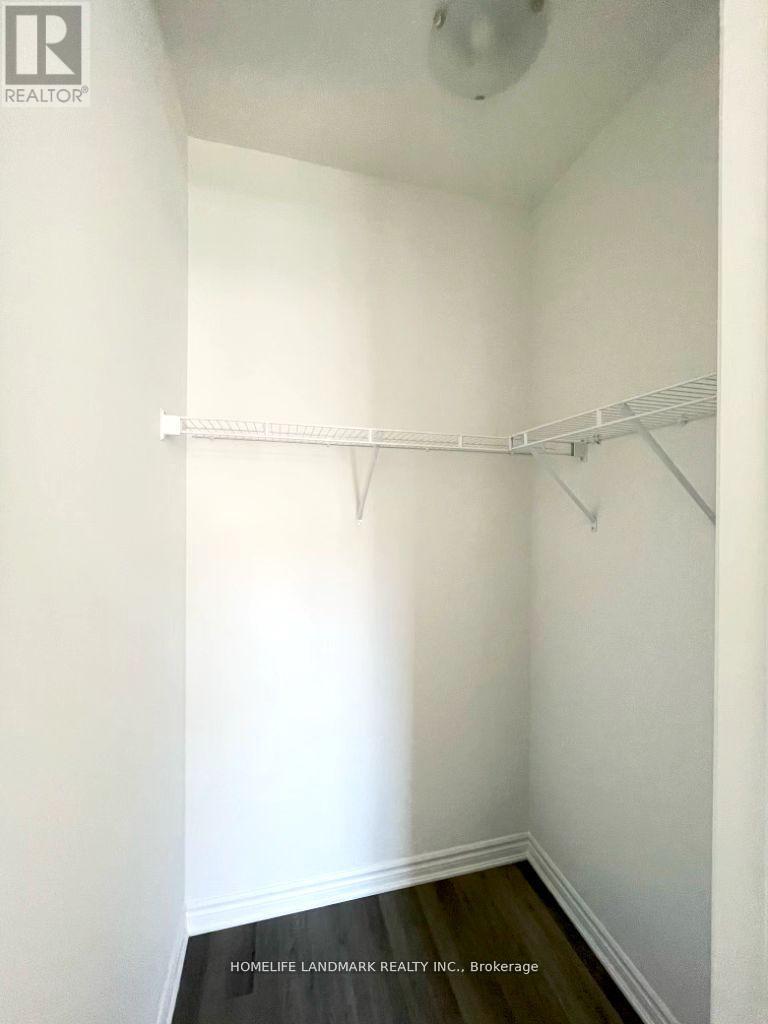 1896 Thames Circle, Milton, Ontario  L9E 1Y9 - Photo 9 - W13017854