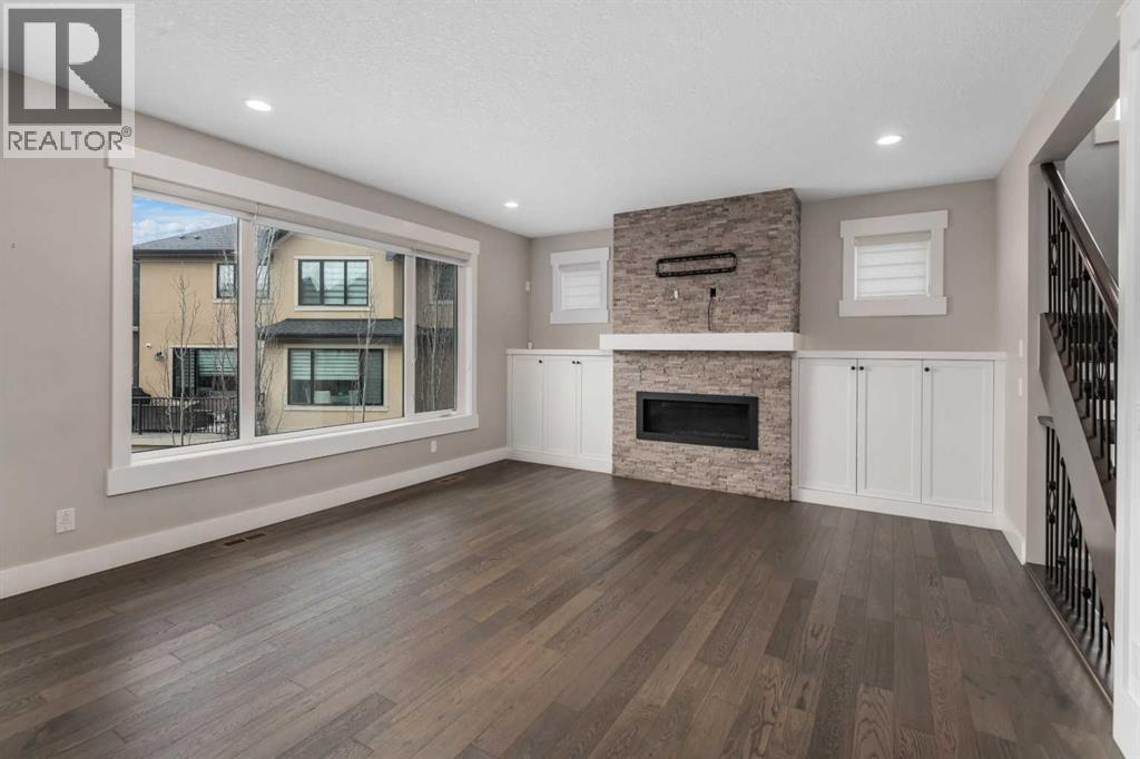 45 Rockcliff Heights NW, Calgary, Alberta  T3G 0C7 - Photo 7 - A2302349