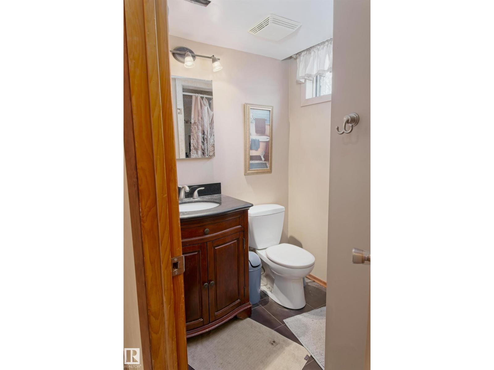 4706 54 Av, Barrhead, Alberta  T7N 1K9 - Photo 36 - E4483155