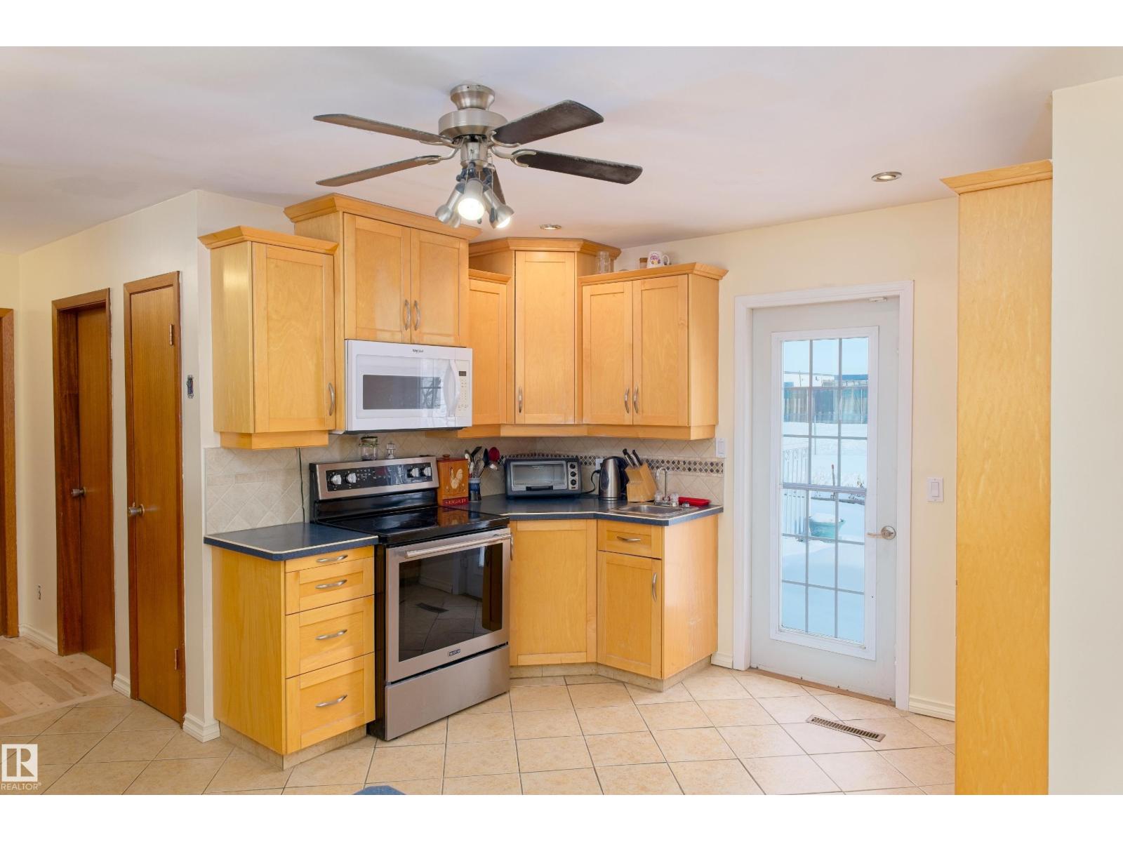 4706 54 Av, Barrhead, Alberta  T7N 1K9 - Photo 8 - E4483155