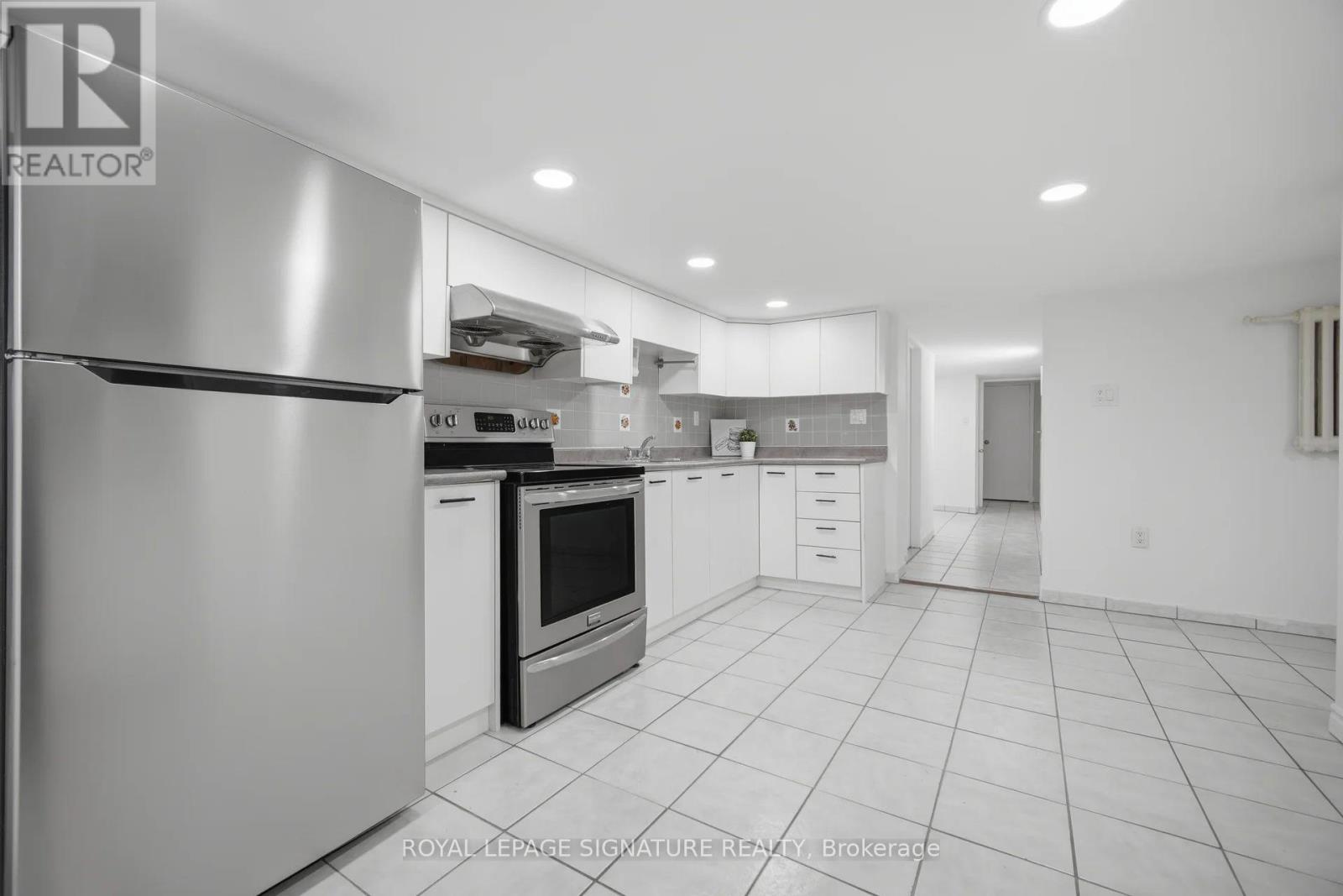 77 Ypres Road, Toronto, Ontario  M6M 1P2 - Photo 29 - W13017448