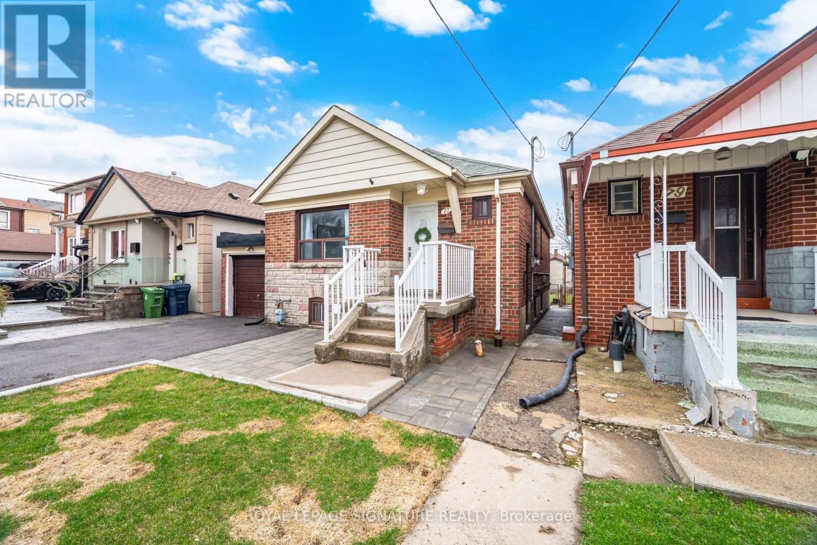 77 Ypres Road, Toronto, Ontario  M6M 1P2 - Photo 3 - W13017448
