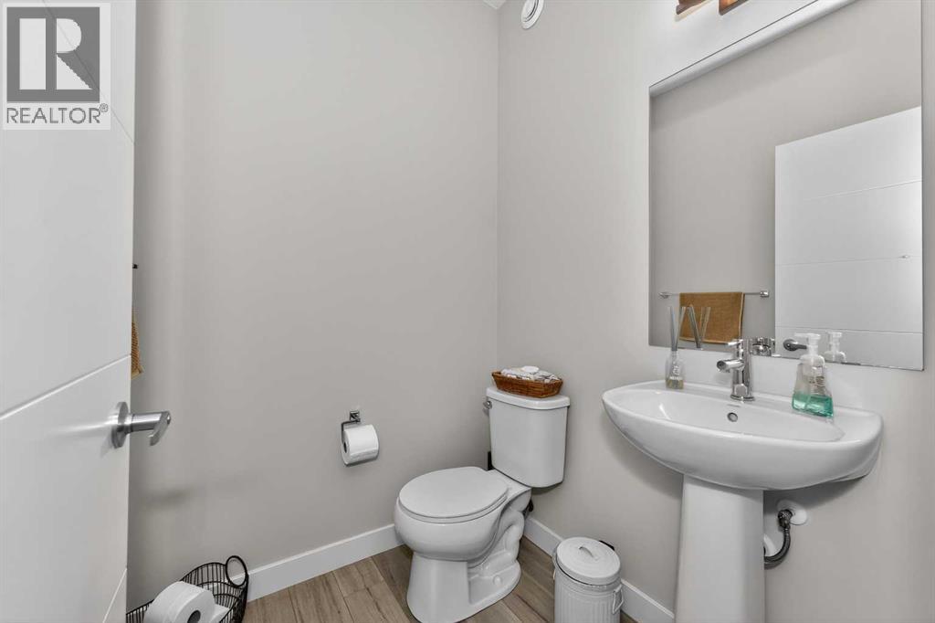 1305 Sage Meadows Gardens NW, Calgary, Alberta  T3P 1K3 - Photo 11 - A2299439