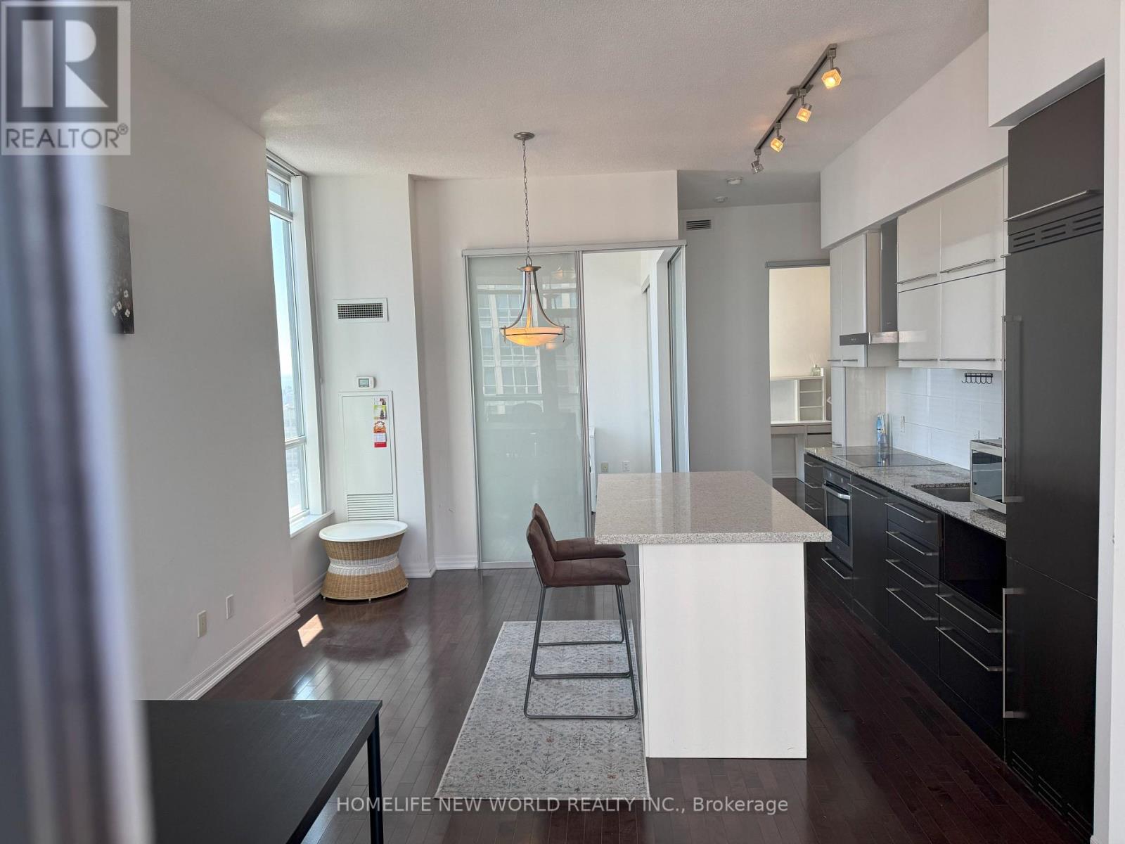 Ph206 - 770 Bay Street, Toronto, Ontario  M5G 1N6 - Photo 5 - C13017880