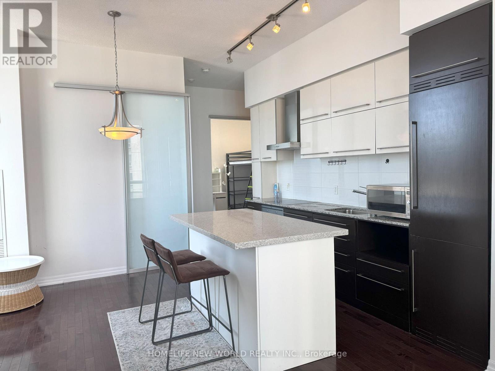 Ph206 - 770 Bay Street, Toronto, Ontario  M5G 1N6 - Photo 6 - C13017880