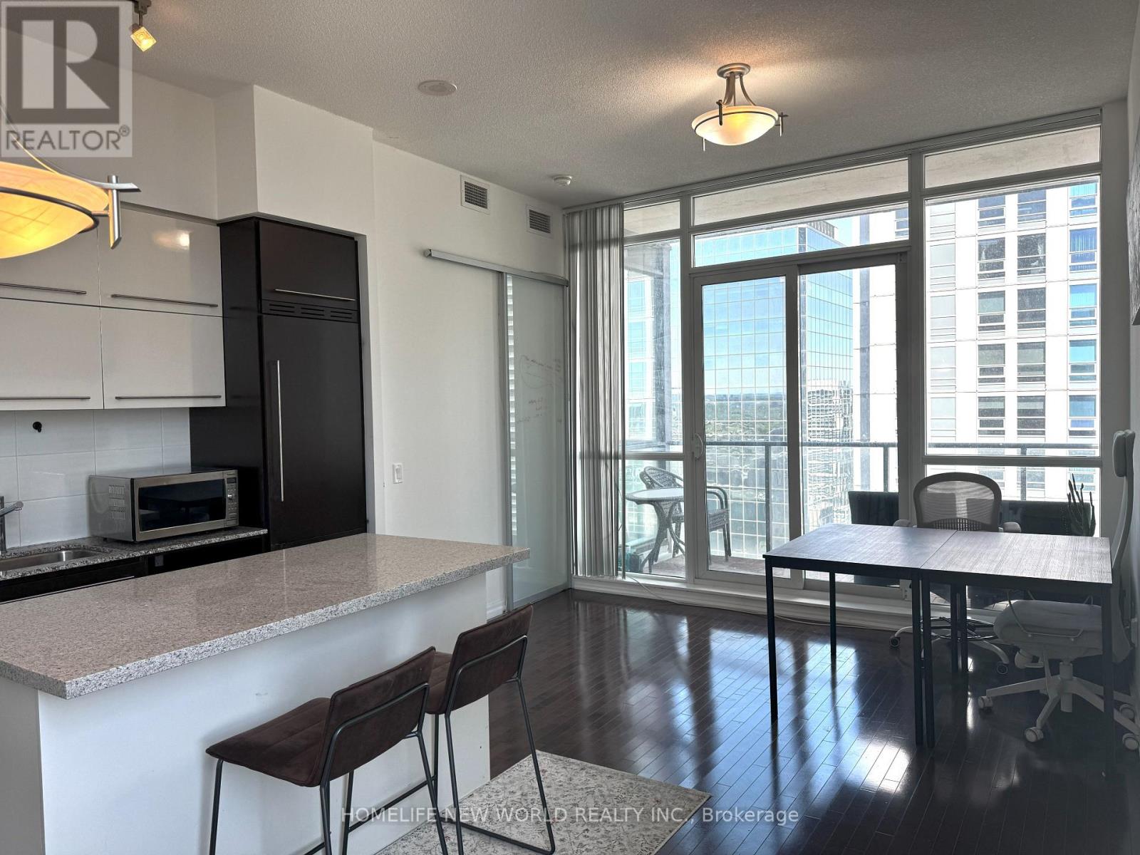 Ph206 - 770 Bay Street, Toronto, Ontario  M5G 1N6 - Photo 9 - C13017880