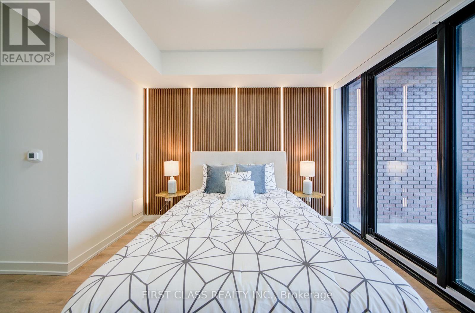 1604 - 181 Sterling Road, Toronto, Ontario  M6R 2B2 - Photo 20 - C13017896