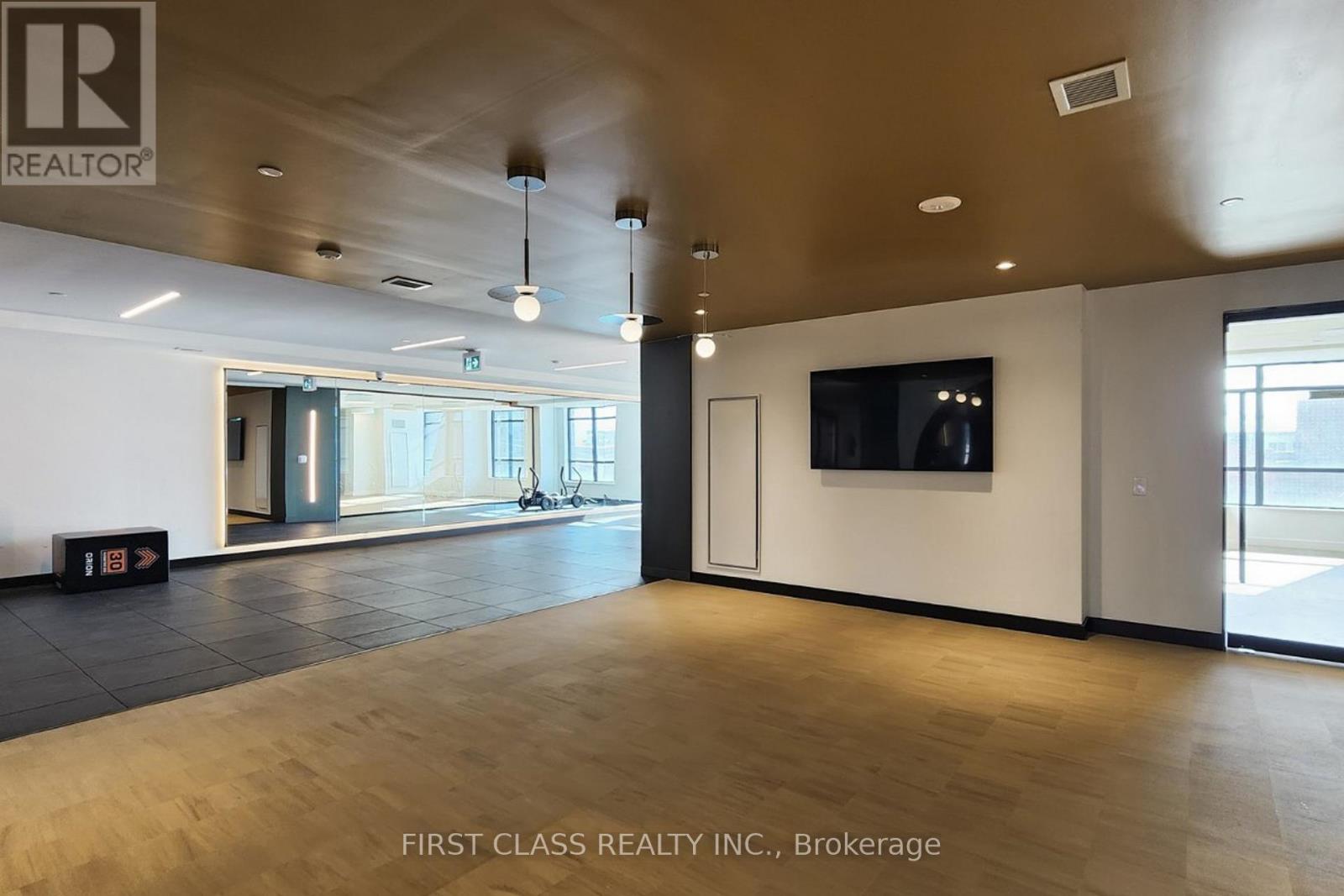 1604 - 181 Sterling Road, Toronto, Ontario  M6R 2B2 - Photo 25 - C13017896