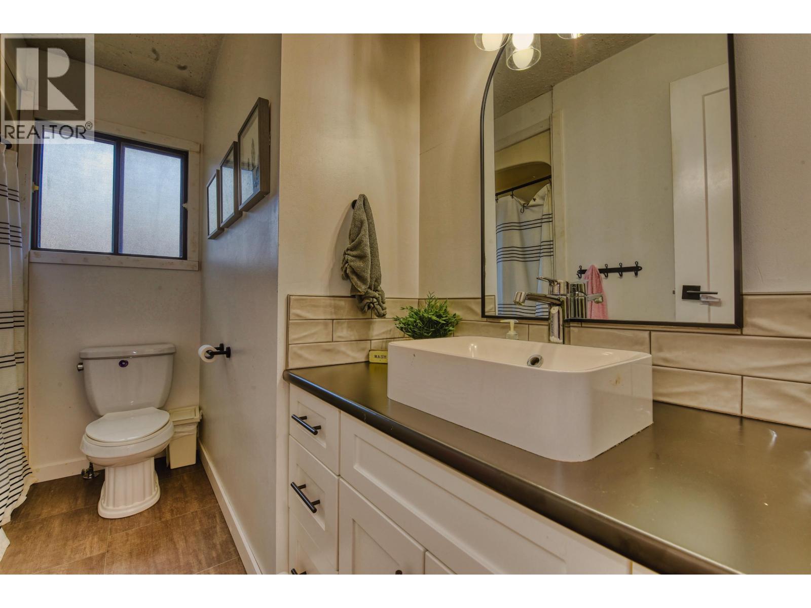 804 Shaw Road, Williams Lake, British Columbia  V2G 3L1 - Photo 10 - R3112008